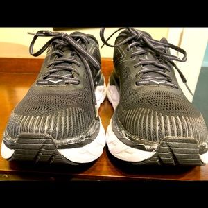 Hoka One One. Womens size 8. Bondi 7